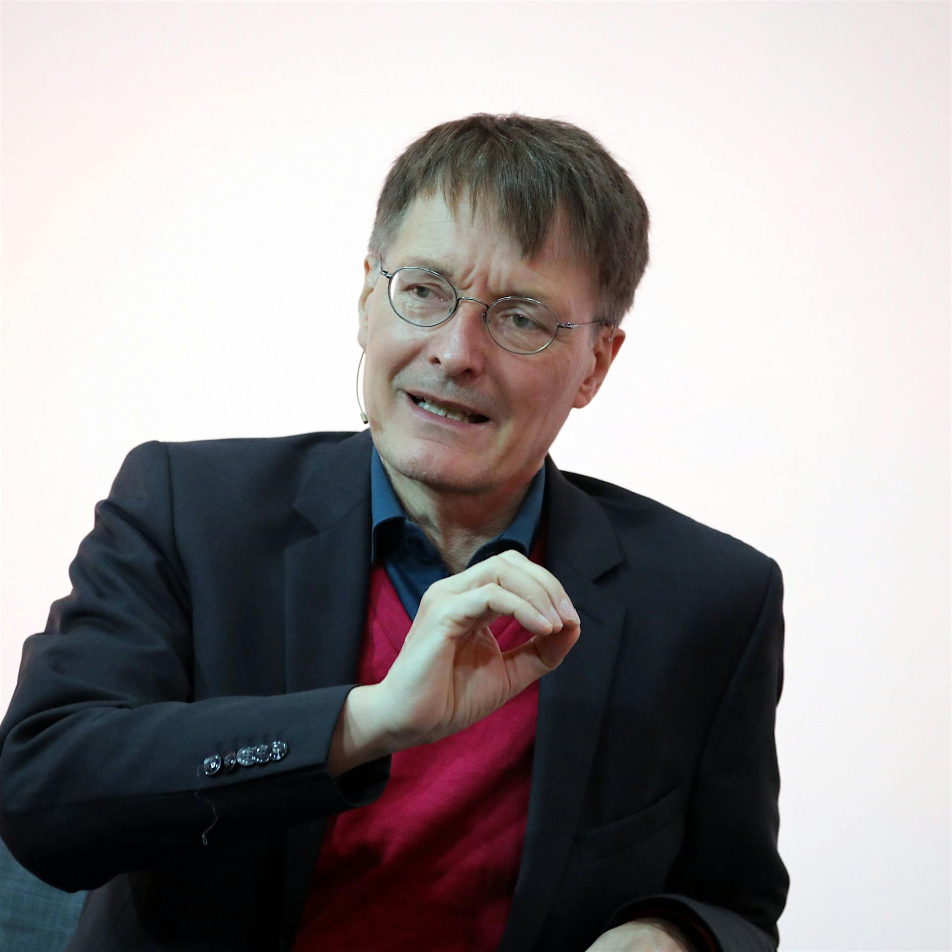 Karl Lauterbach: Ungeimpfte bis März geimpft, genesen „oder leider verstorben“