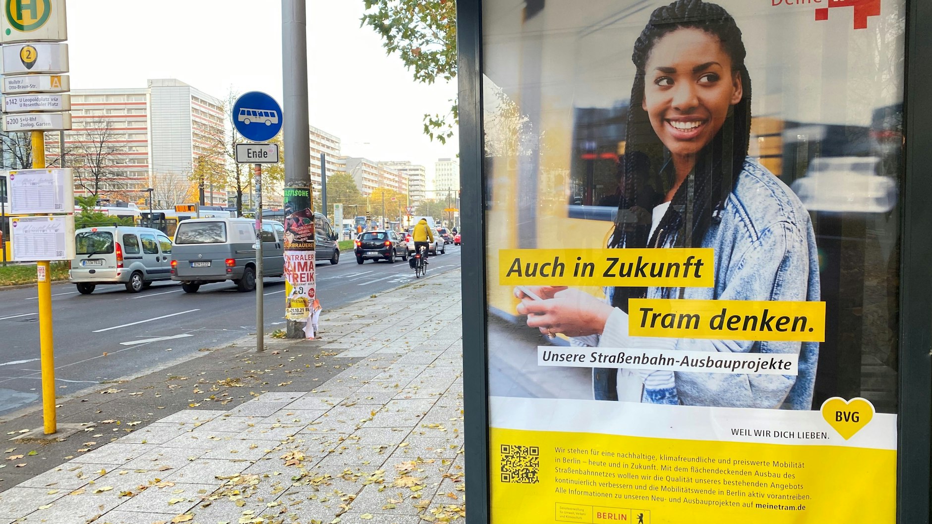 Eine neue Kampagne der BVG macht auf den Straßenbahnausbau aufmerksam. Allerdings wächst das Netz langsam: Die jüngste Streckeneröffnung – in der Invalidenstraße – liegt sechs Jahre zurück.
