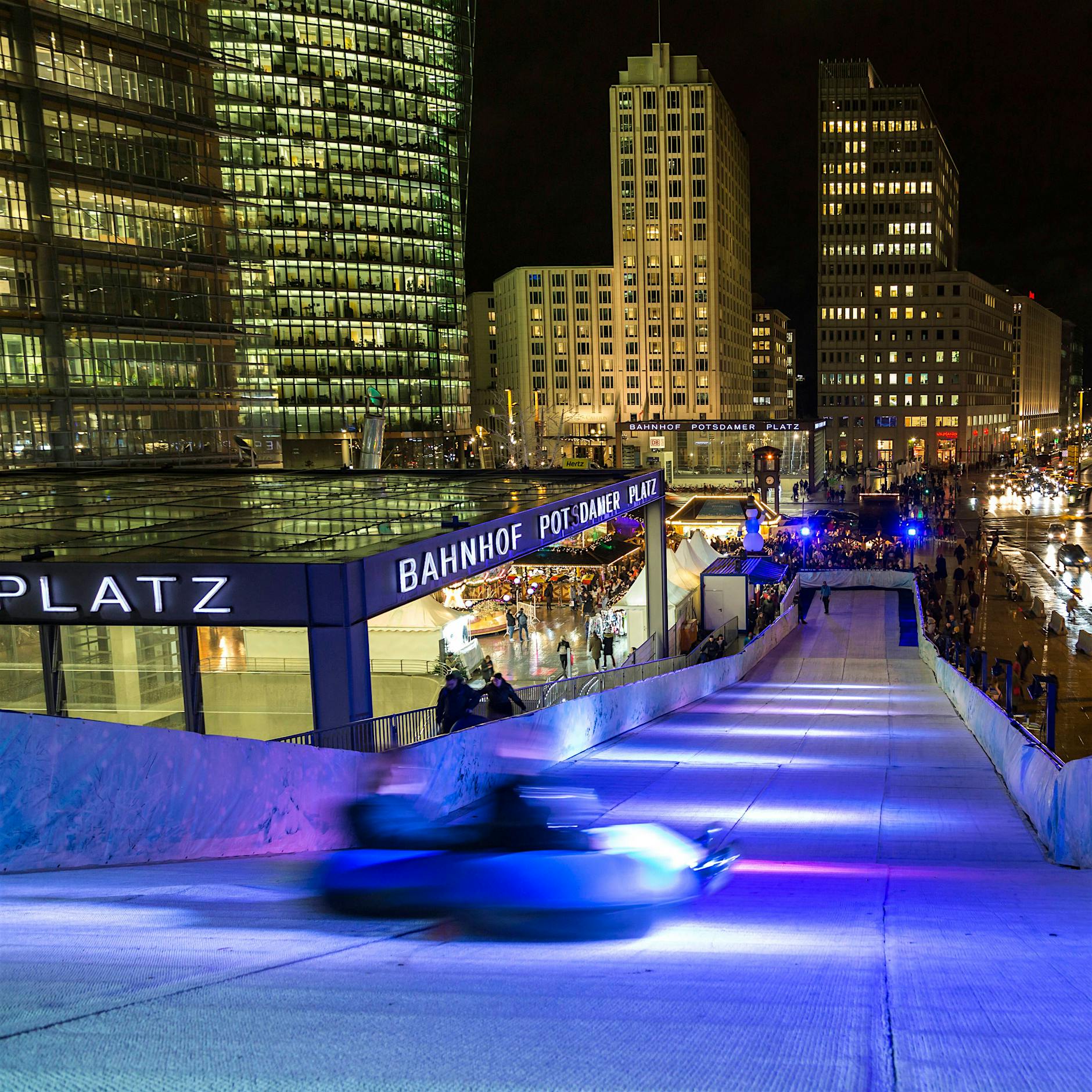 Der erste Glühwein auf dem Weihnachtsmarkt: O du feuchtfröhliche!
