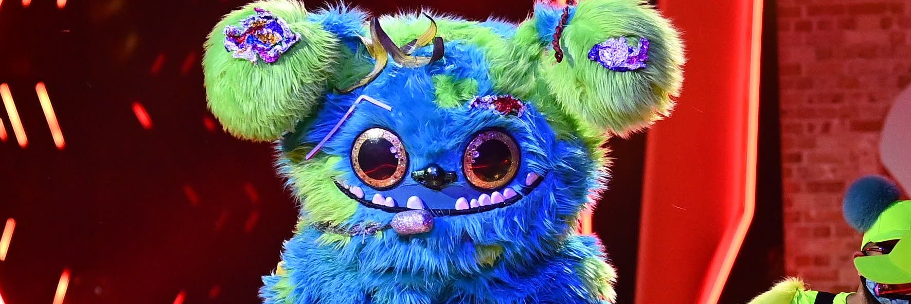 Das Müll-Monster „Mülli Müller“ verließ beim Auftritt auf der „Masked Singer“-Bühne erstmals die Tonne.