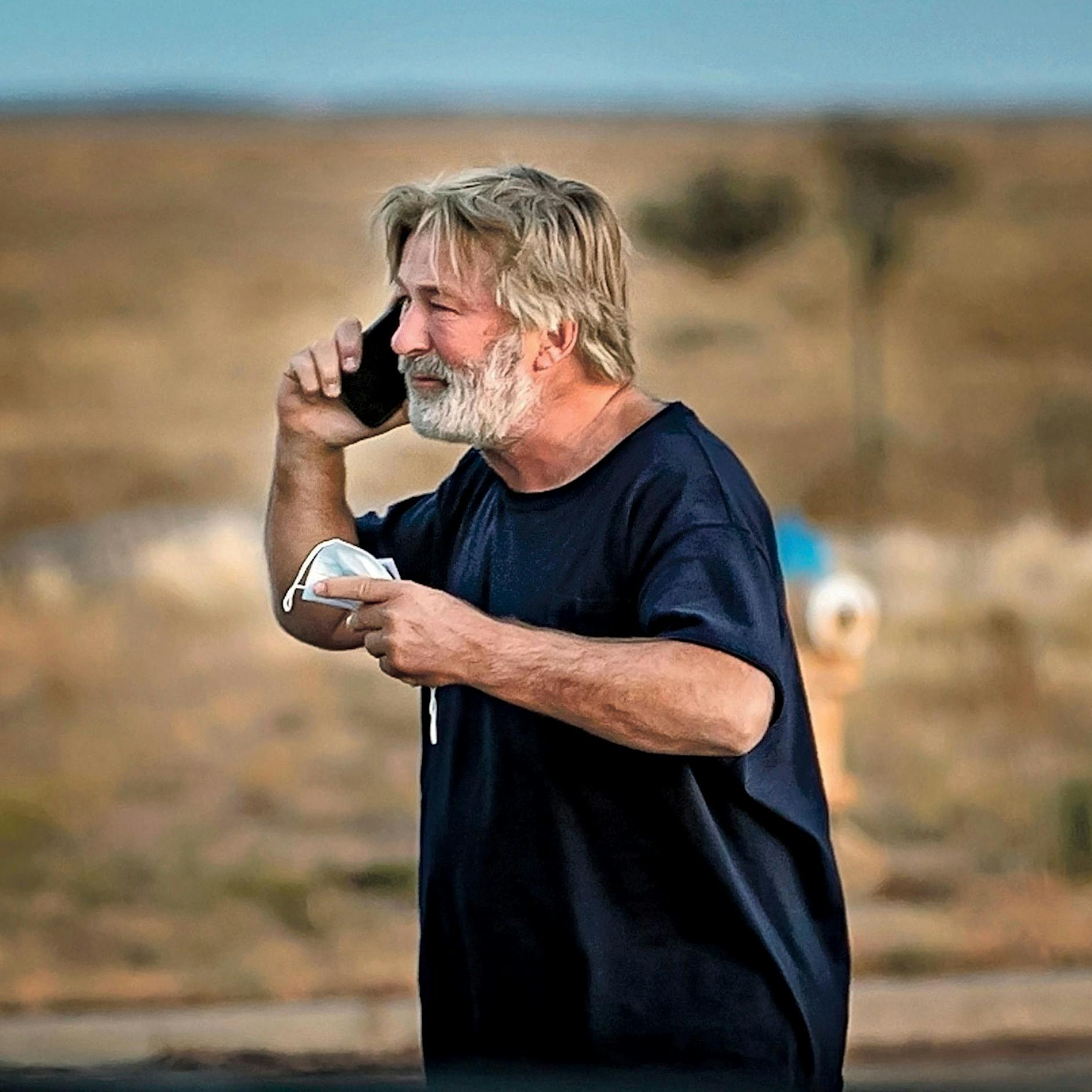 Alec Baldwin äußert sich erstmals zu den Todesschüssen: „Kamerafrau war meine Freundin“