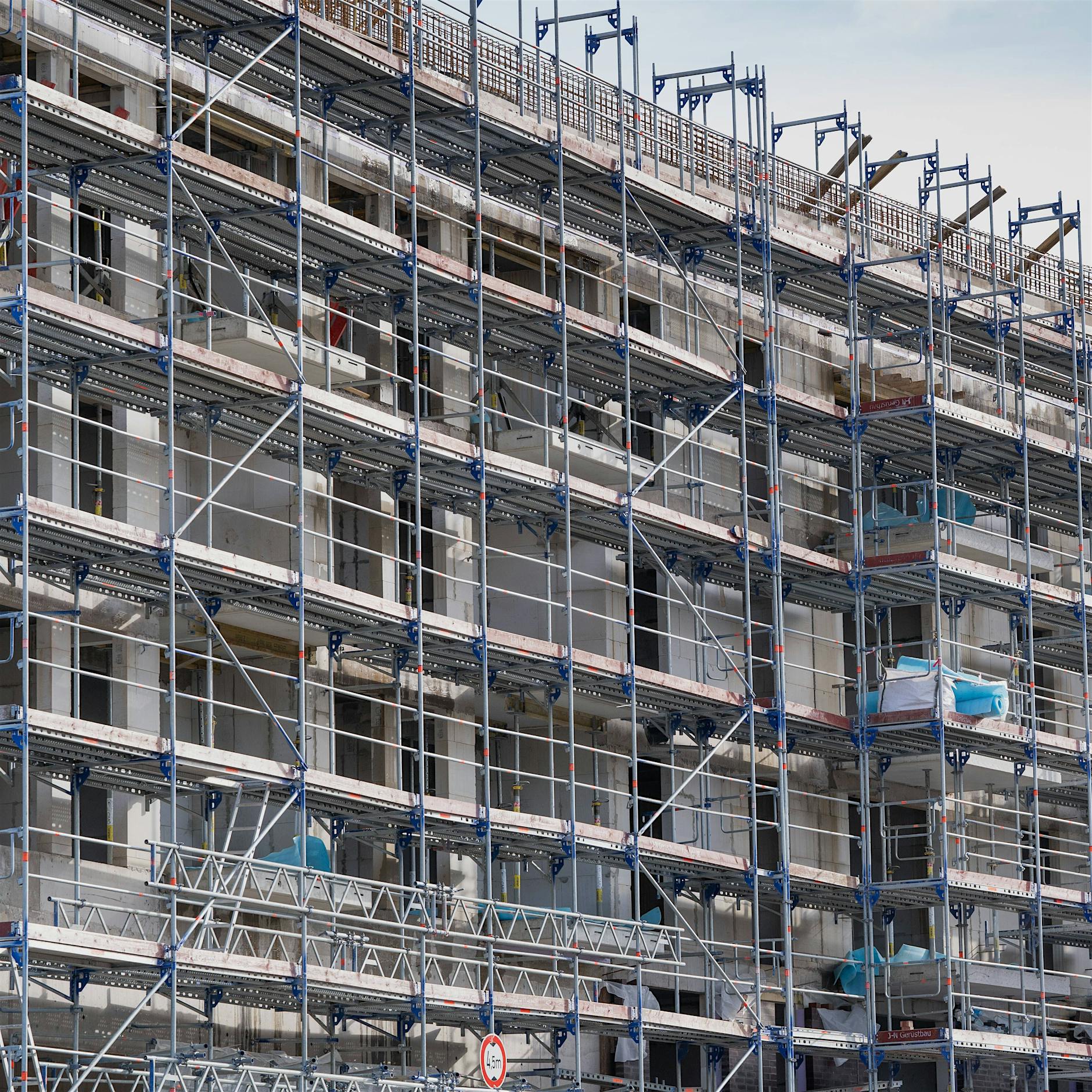 „Die Stadt, das Geld und der Tod“ vom deutschen Krimi-Altmeister Frank Göhre