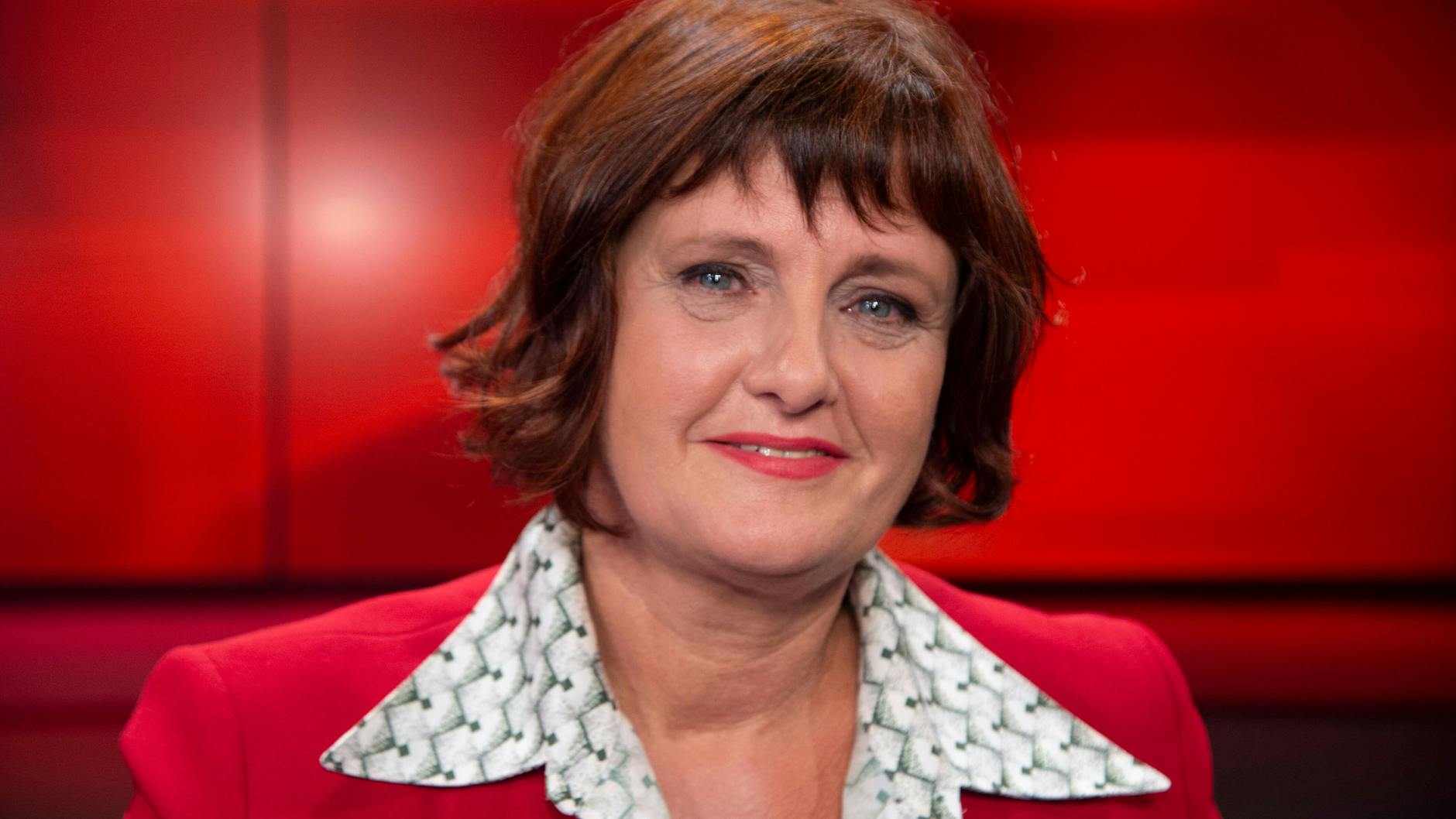 Sorgte am Sonntag für viel Erheiterung im Netz: Tagesschau-Reporterin Annette Dittert.