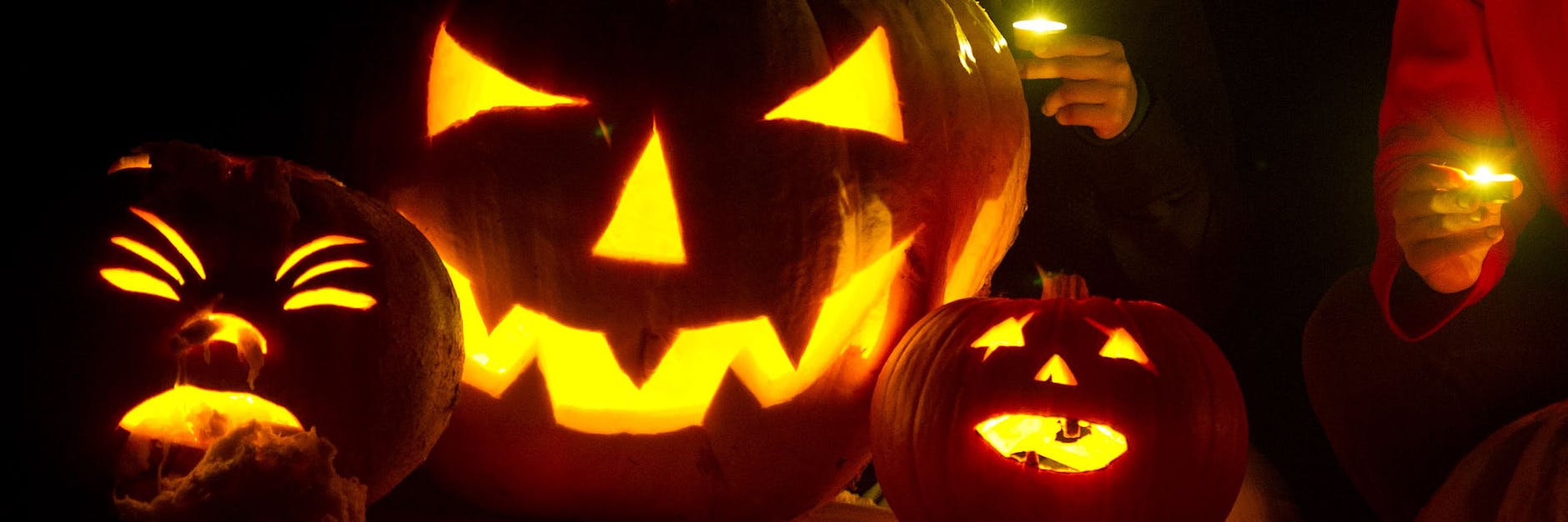 An Halloween ziehen vielerorts Kinder um die Häuser, sammeln Süßigkeiten.