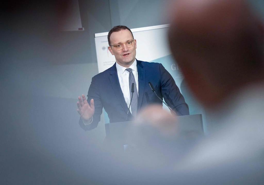 Heute so, morgen so: Jens Spahn blufft sich durch die Pandemie