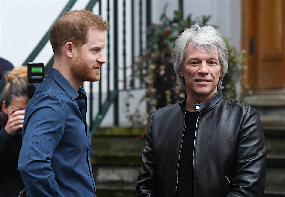 Jon Bon Jovi: nach dem positiven Test „erst mal zu Bett begeben“