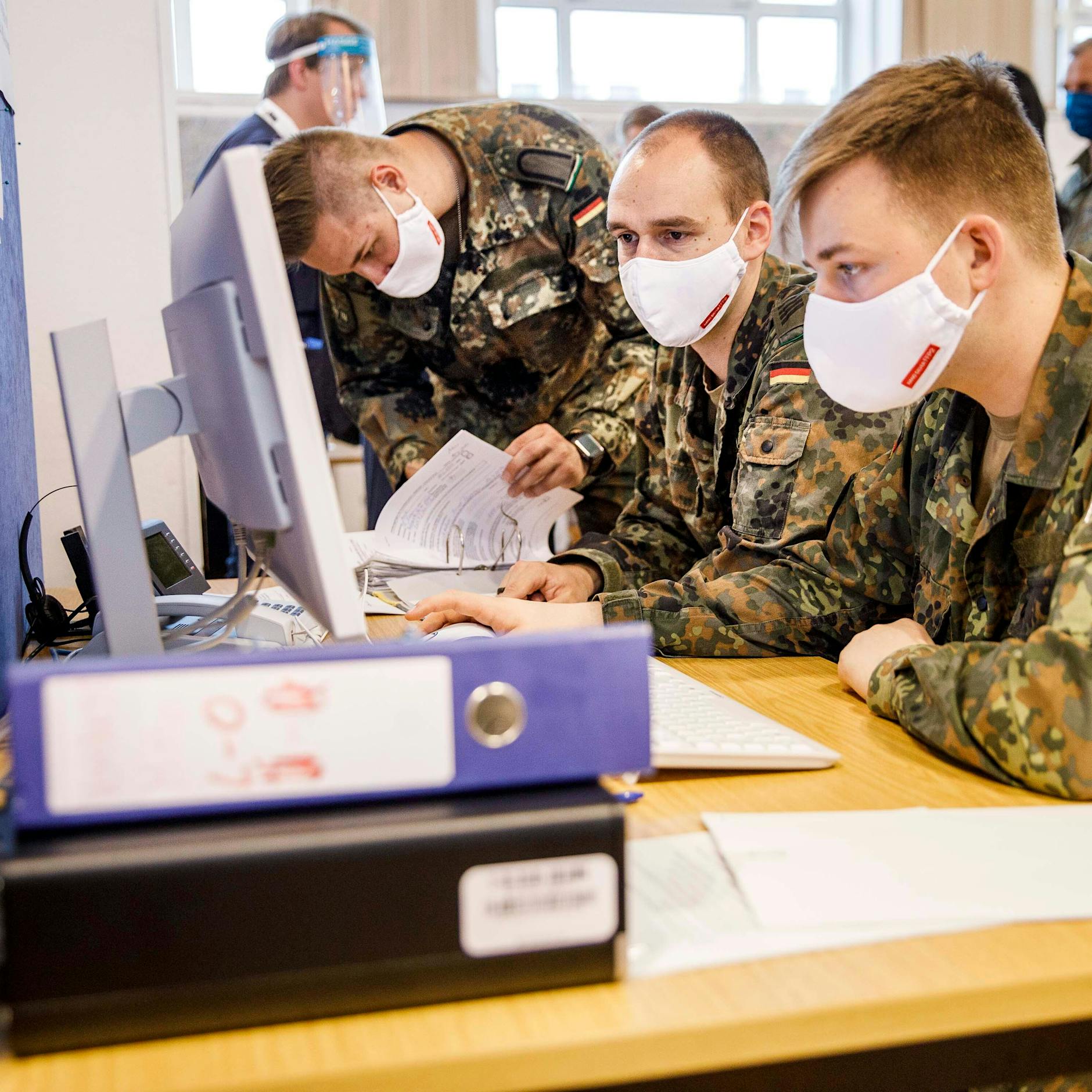 Corona-Alarm in Berlin! Neukölln alarmiert wieder die Bundeswehr – weil die Infektionszahlen so rasant steigen