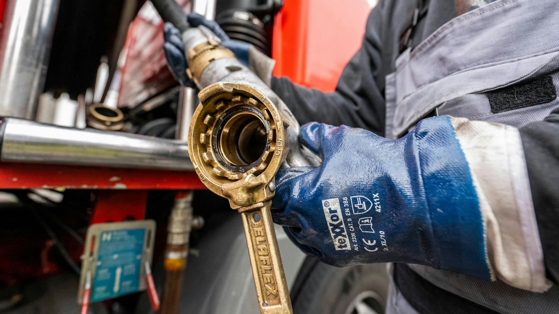 Heizen wird teuer: Wer eine Ölheizung hat, muss mit 44 Prozent höheren Kosten rechnen (Symbolbild). 