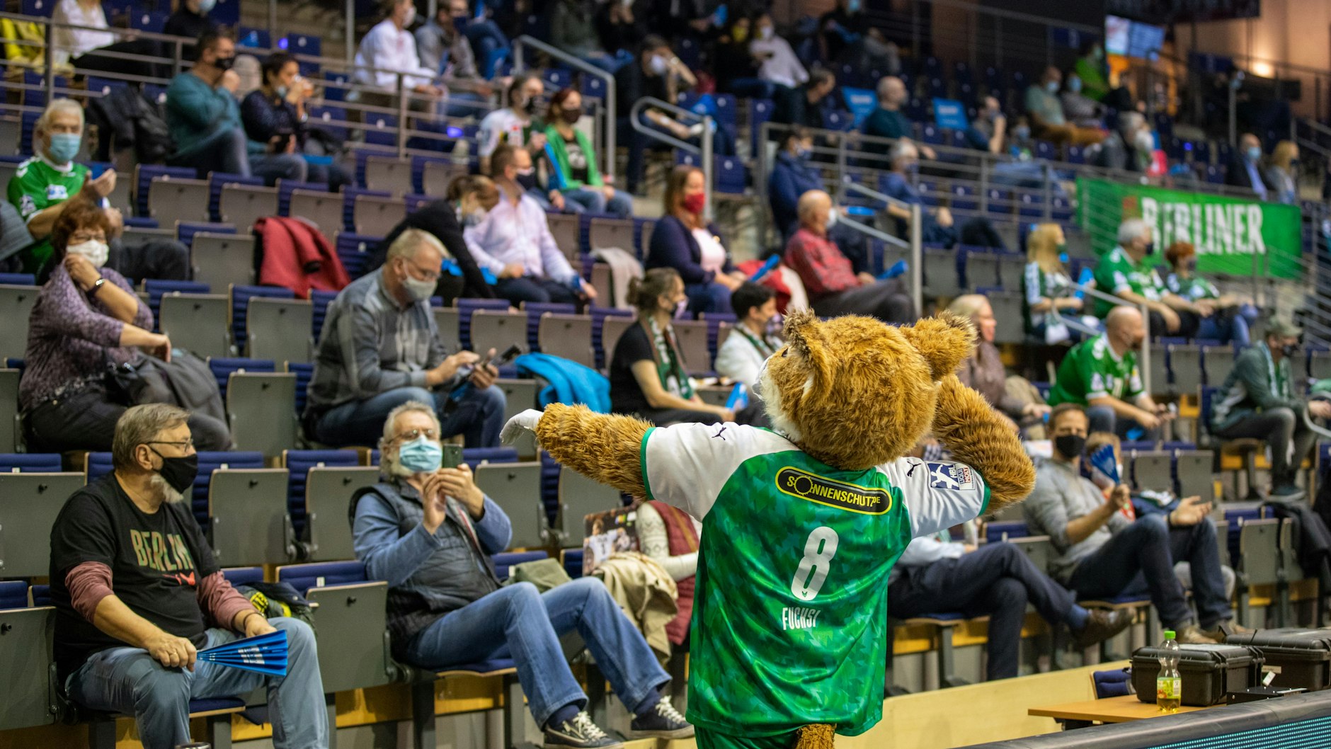 Bei Heimspielen der Füchse Berlin sind die Zuschauerränge weiterhin sehr luftig besetzt.