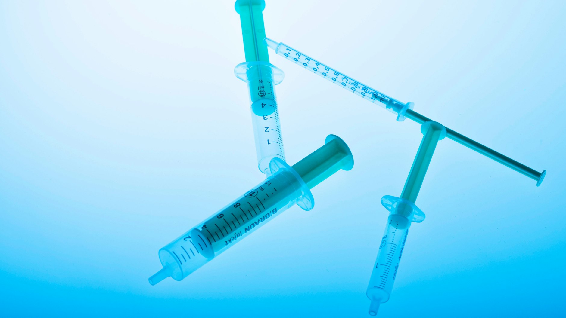 Die einen sind für, die anderen gegen den verpflichtenden Piks – aber wer hat recht?