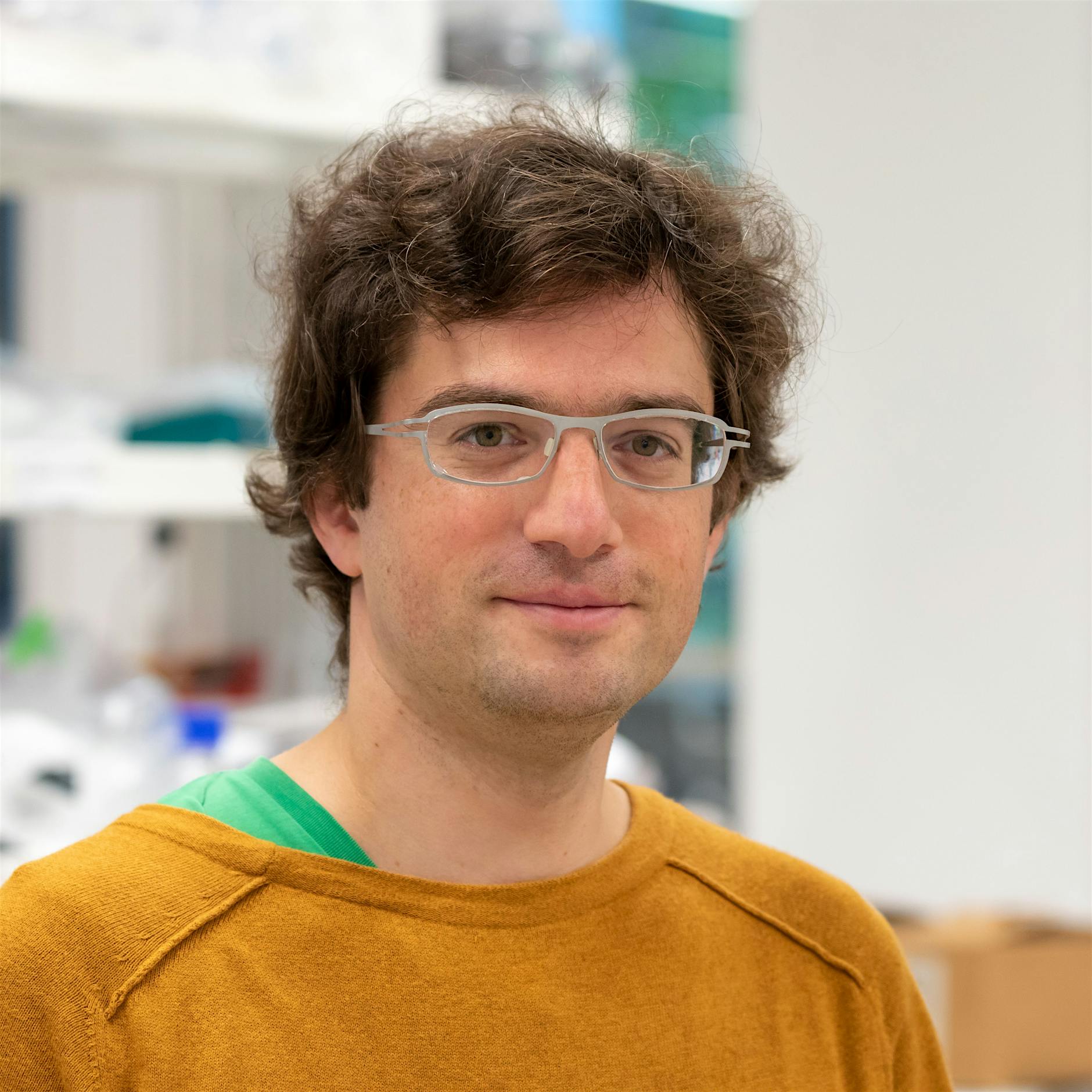 Molekularbiologe: Wir wissen viel über Virus, gibt keinen Anlass zur Panik