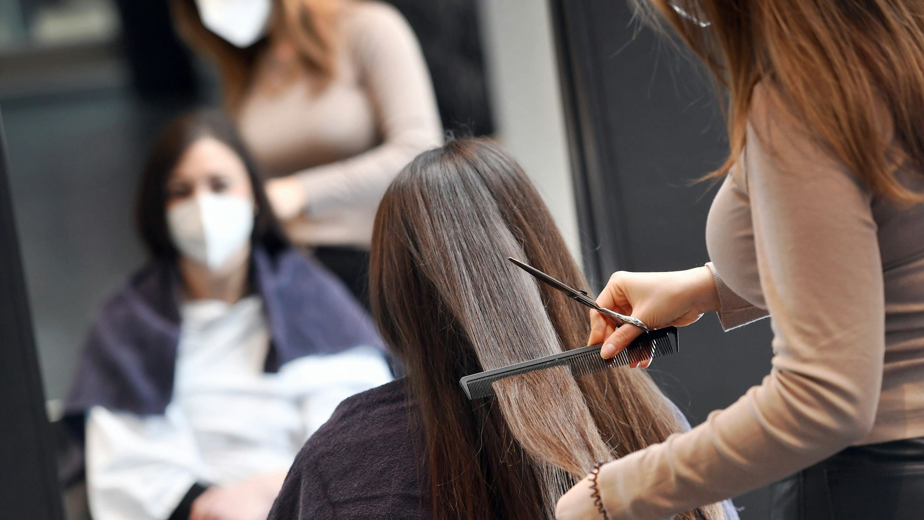 Friseur-Besuch für Ungeimpfte? In Wien soll es das nicht mehr geben (Symbolbild).