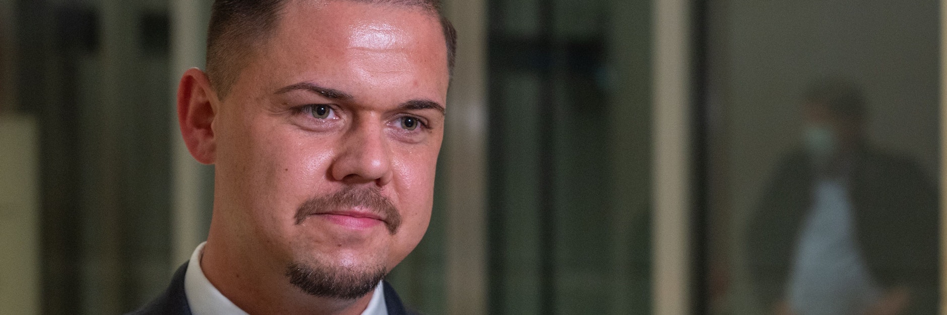 AfD-Bundestagsabgeordneter Hannes Gnauck gibt Steuergeld in die rechte Szene weiter.