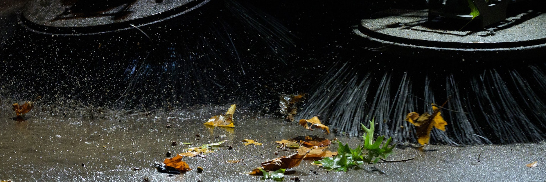 In Fennpfuhl wurde eine Mann von einer Kehrmaschine angefahren. 