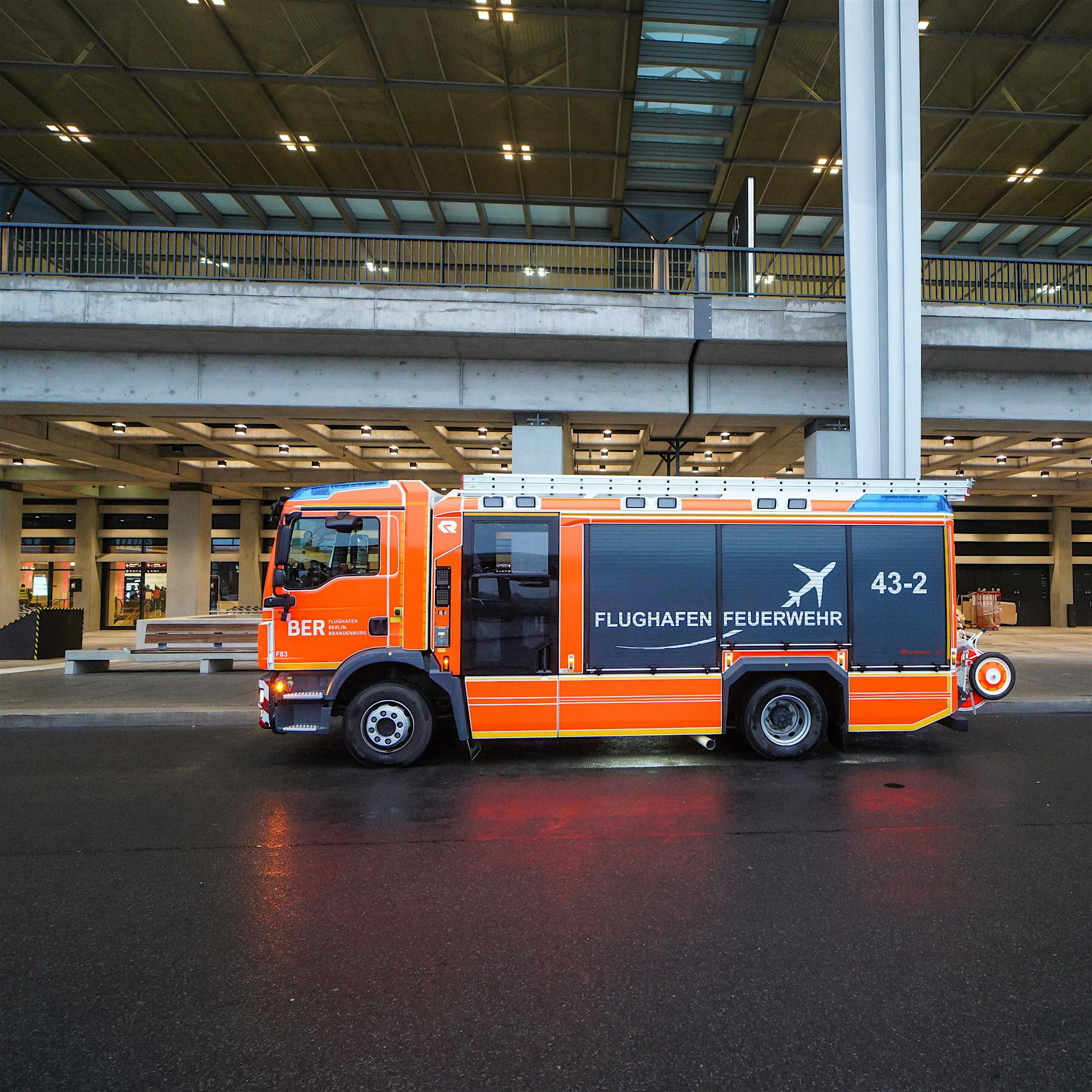 Feueralarm am BER: Sicherheitsbereich geräumt