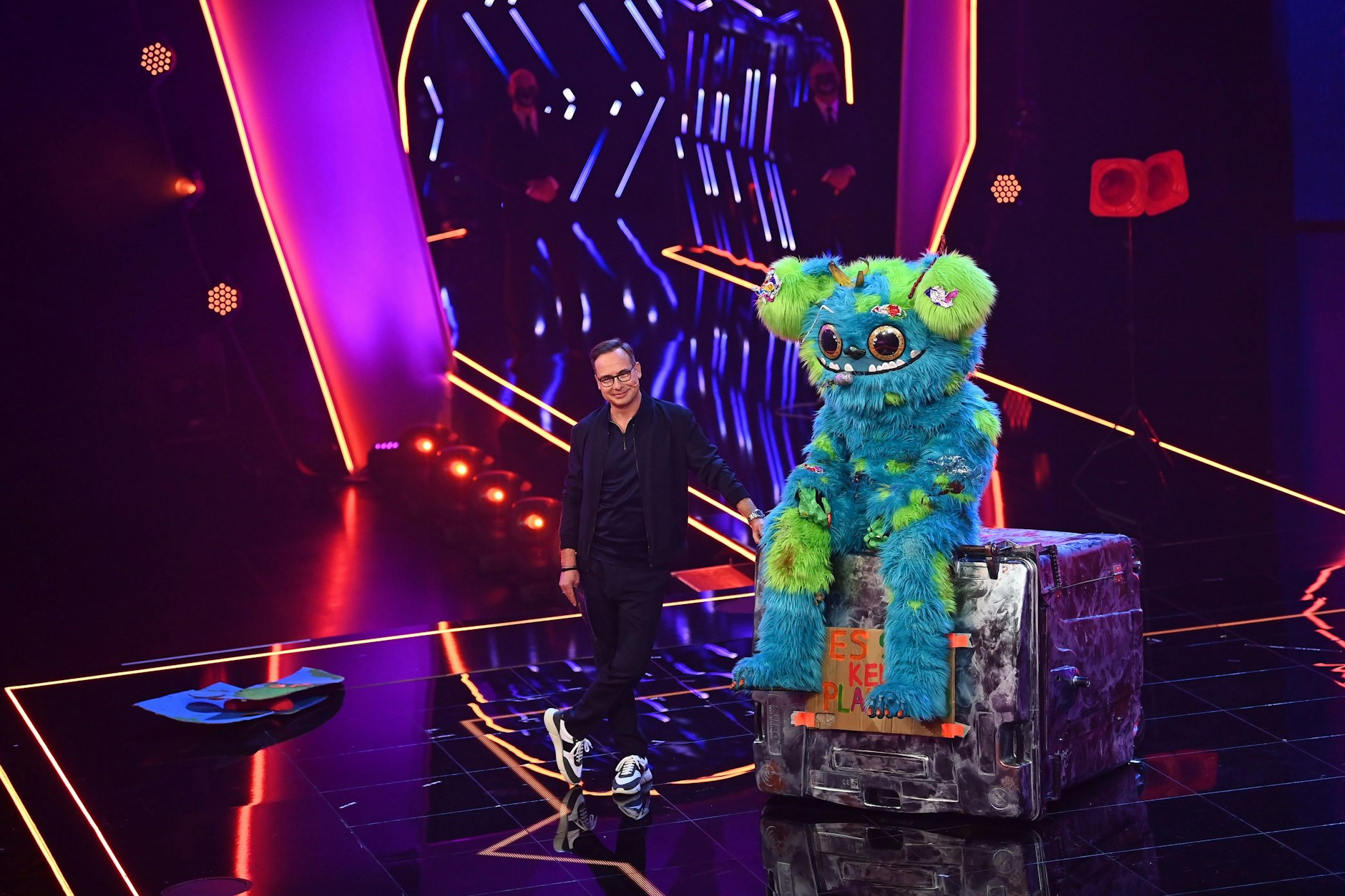 „the Masked Singer“ Neue Hinweise Zu Mülli Müller Er Steckt Im Kostüm