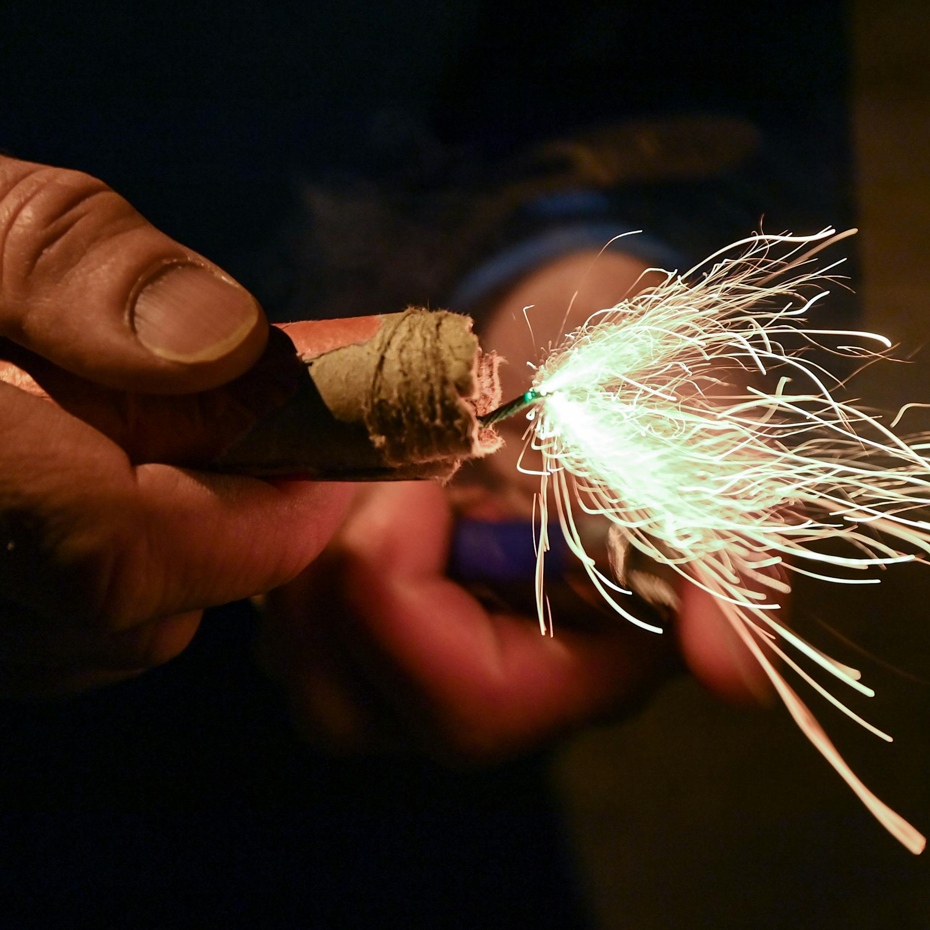 Wieder ein stilles Silvester? Polizei-Verbände fordern neues Böllerverbot!