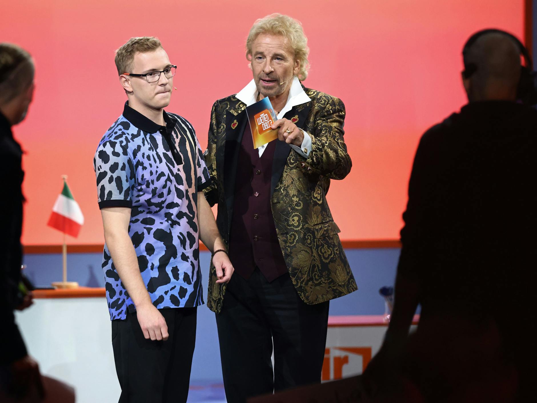 Thomas Gottschalk mit dem späteren Wettkönig Leon Krampe. 