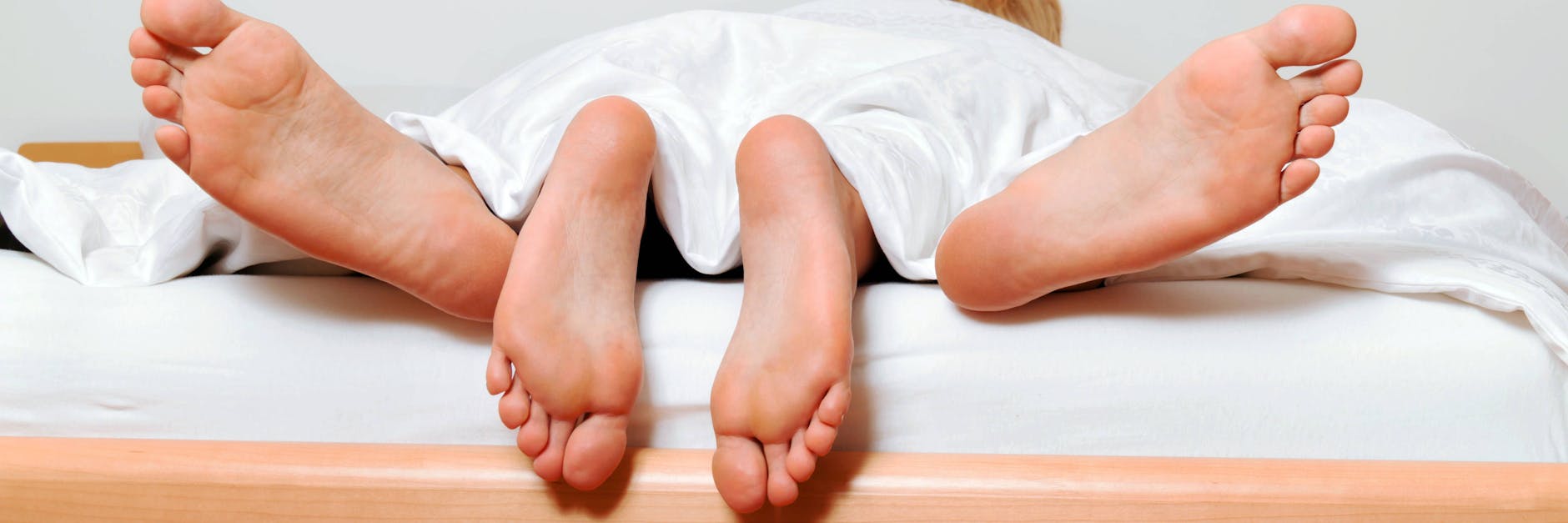 Sex kann auch witzig sein - wer lustige Witze sucht, kommt an dem Thema oft nicht vorbei.