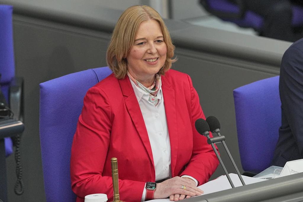 spr-che-und-bel-stigung-b-rbel-bas-sagt-sexismus-im-bundestag-den-kampf-an