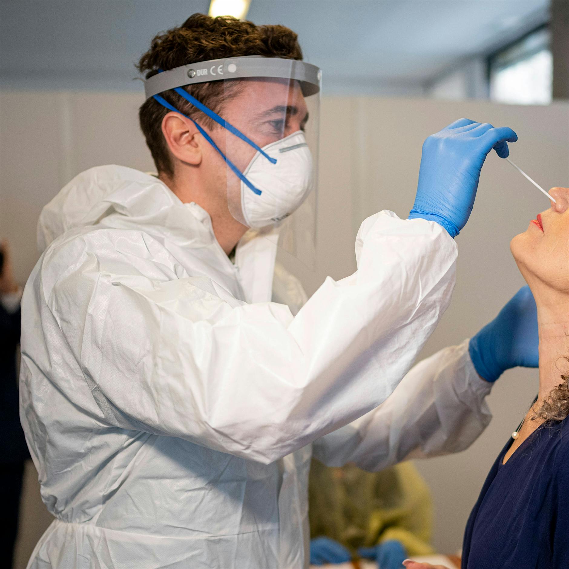 Höchste Inzidenz seit Beginn der Pandemie: RKI meldet neuen Rekordwert