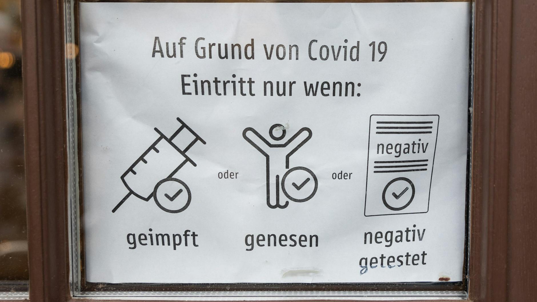 Findet die sogenannte 3G-Regelung Anwendung, dürfen nur noch Geimpfte, Genesene oder Getestete persönlich im Betrieb anwesend sein. (Symbolbild)