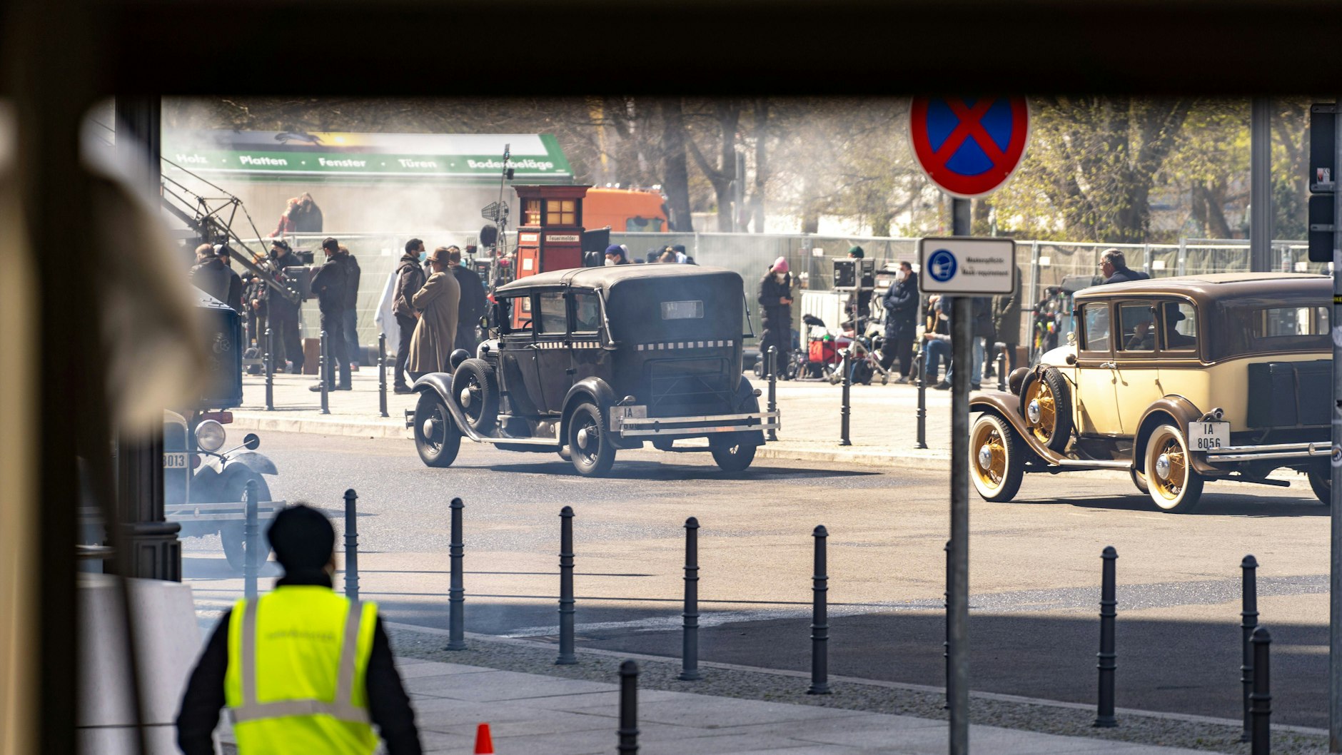 Der TV-Hit „Babylon Berlin“ sorgte mit dafür, dass der Alexanderplatz bei Touristen beliebt ist. Im April wurde zwischen Alex und Rotem Rathaus die vierte Staffel gedreht.