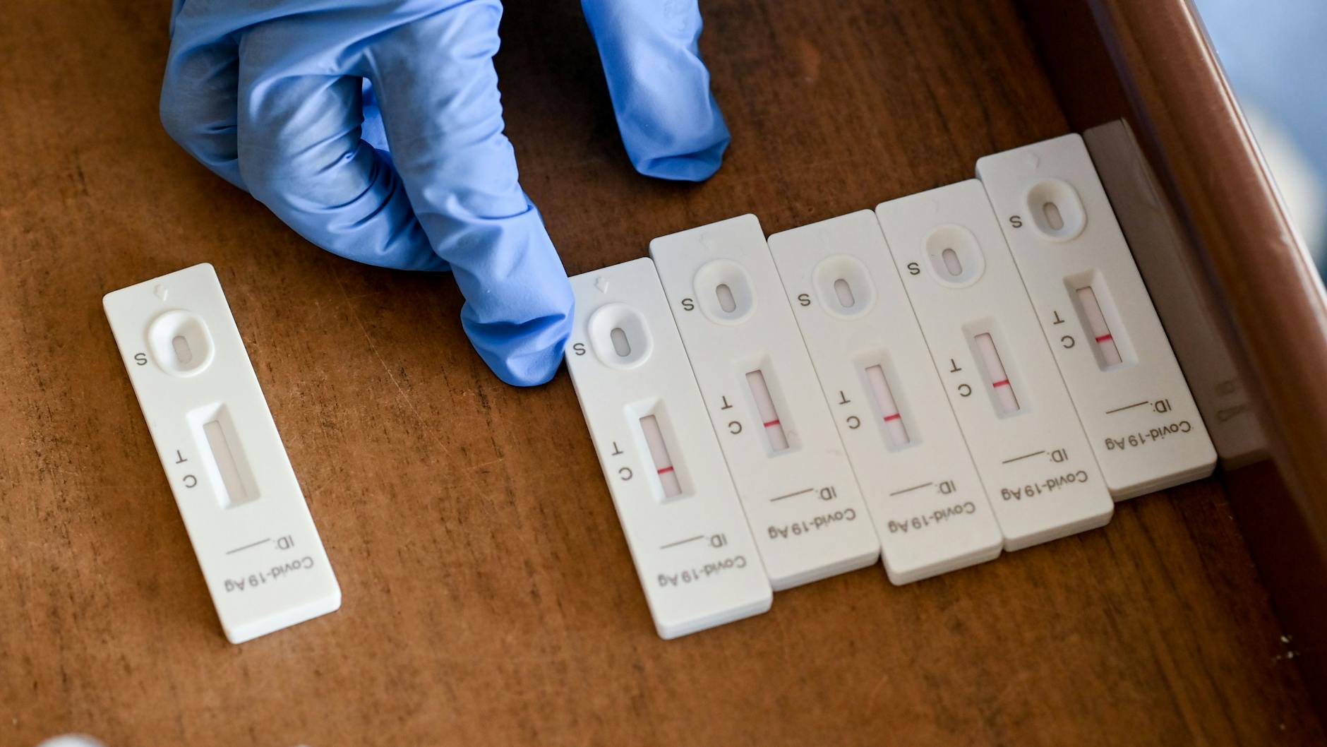 Das Paul-Ehrlich-Institut untersuchte 122 Schnelltests auf ihre Zuverlässigkeit (Symbolbild).