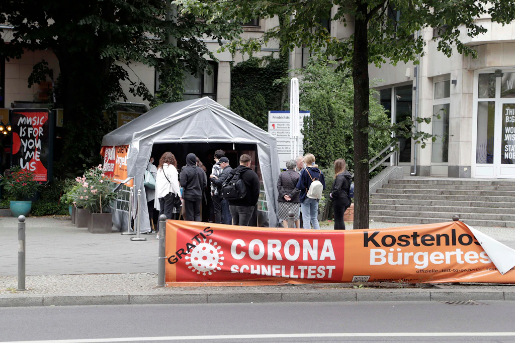 Berlin: Massive Sicherheitslücken bei Corona-Tests