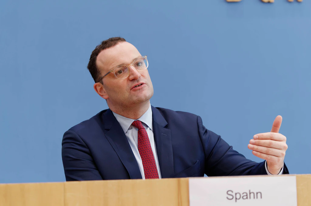 Jens Spahn fordert bundesweites Vorgehen bei 2G-Regel