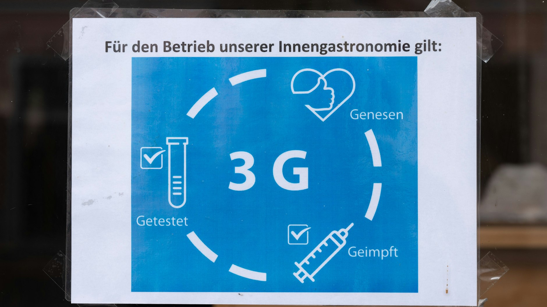 In jedem Bundesland gelten andere Corona-Beschränkungen: Während in einigen Ländern noch die 3G-Regeln gelten, sind Berlin und Brandenburg strenger. (Symbolbild)