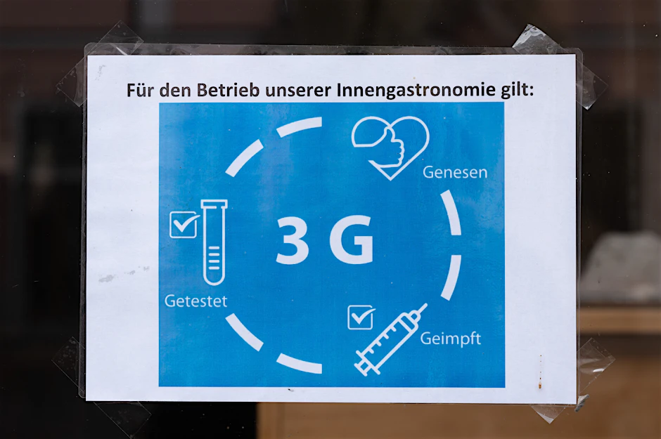 In jedem Bundesland gelten andere Corona-Beschränkungen: Während in einigen Ländern noch die 3G-Regeln gelten, sind Berlin und Brandenburg strenger. (Symbolbild)