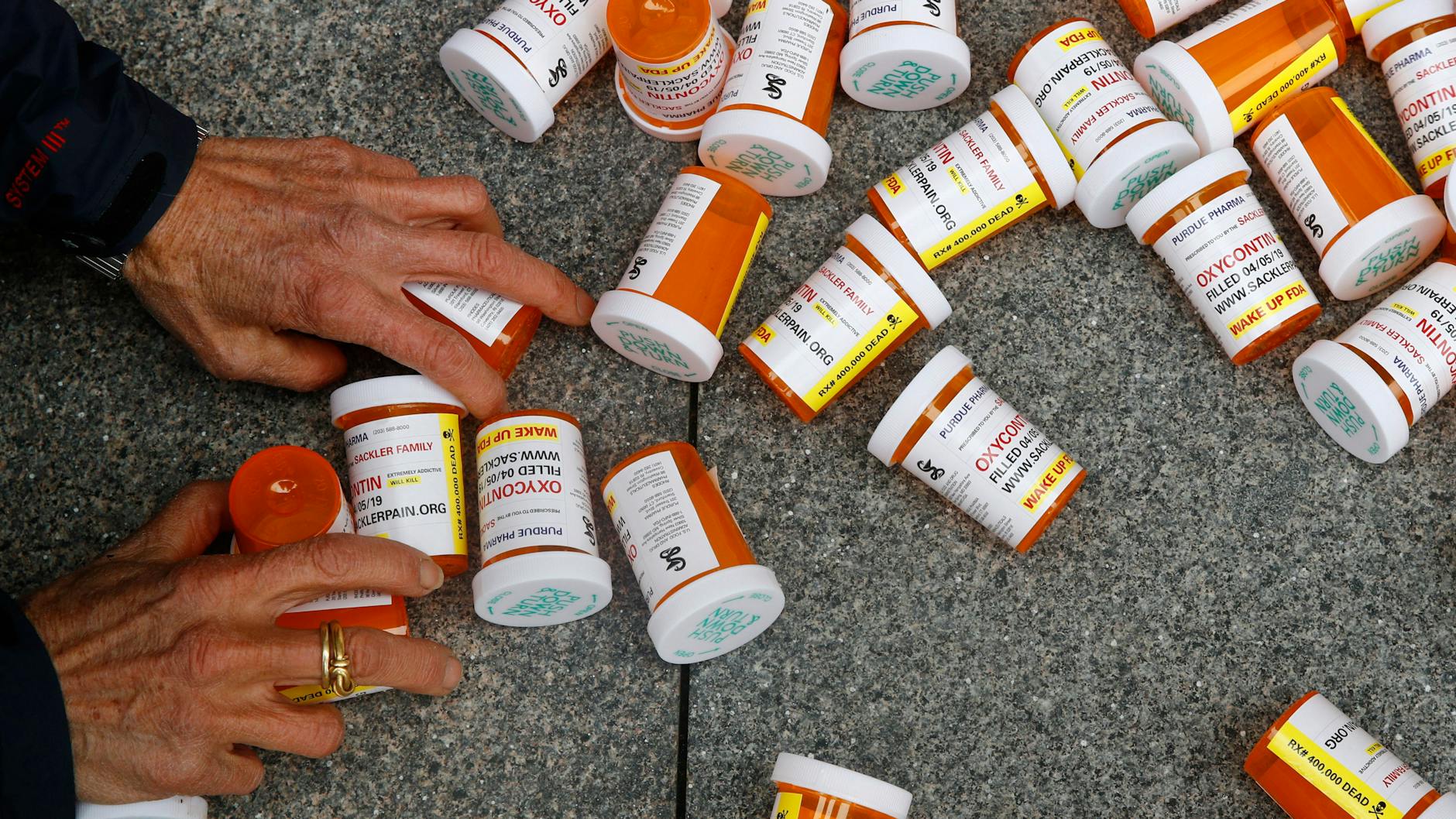 An den Folgen einer übermäßigen Einnahme von Opioiden sind in den USA in den vergangenen 20 Jahren mehr als eine halbe Million Menschen gestorben. (Symbolbild)