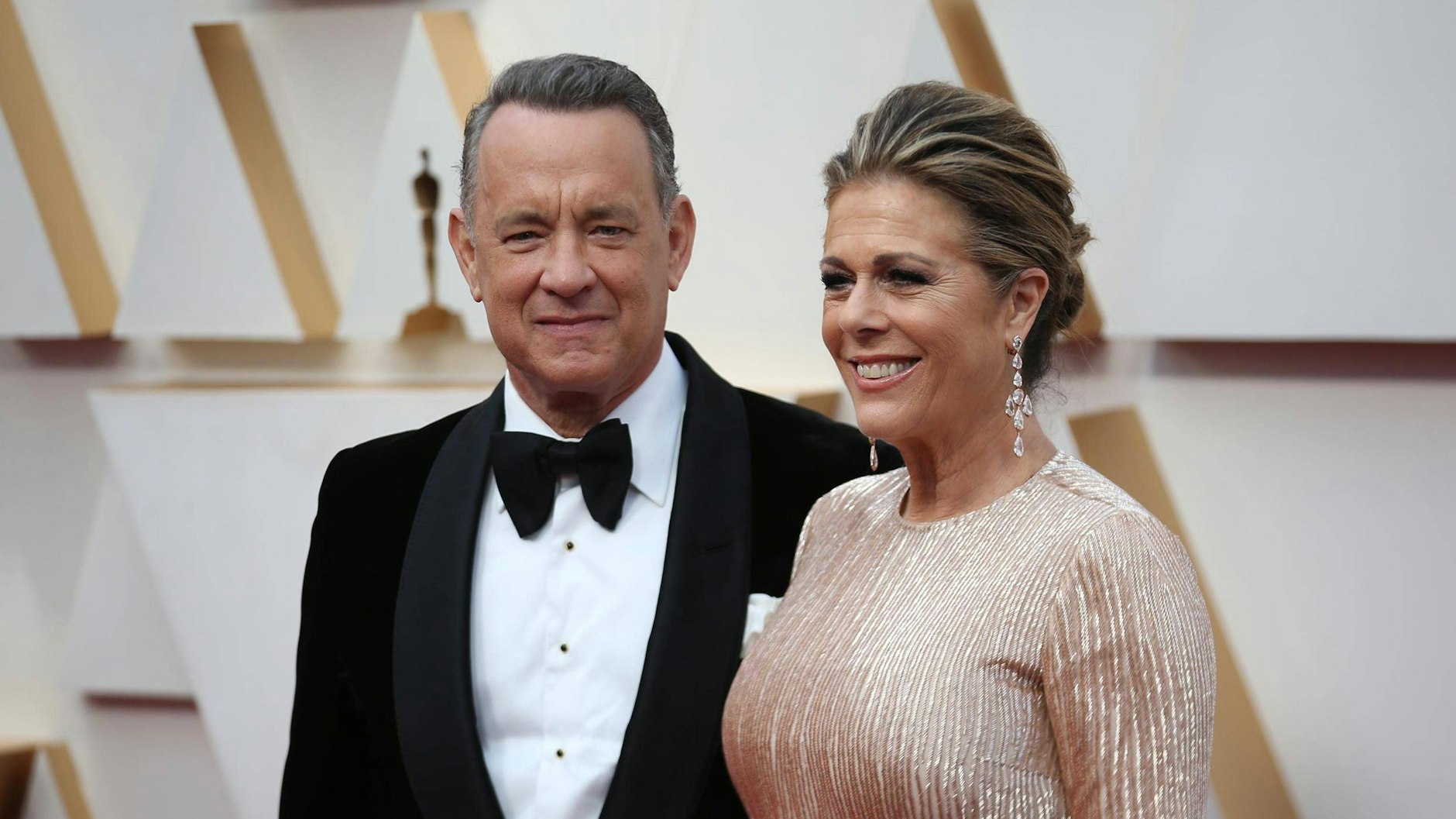 Hollywoodstar Tom Hanks mit seiner Frau Rita Wilson.&nbsp; Im Film&nbsp;„Cast Away - Verschollen“ war ein alter Volleyball Hanks' einziger Gefährte auf einer einsamen Insel.&nbsp;