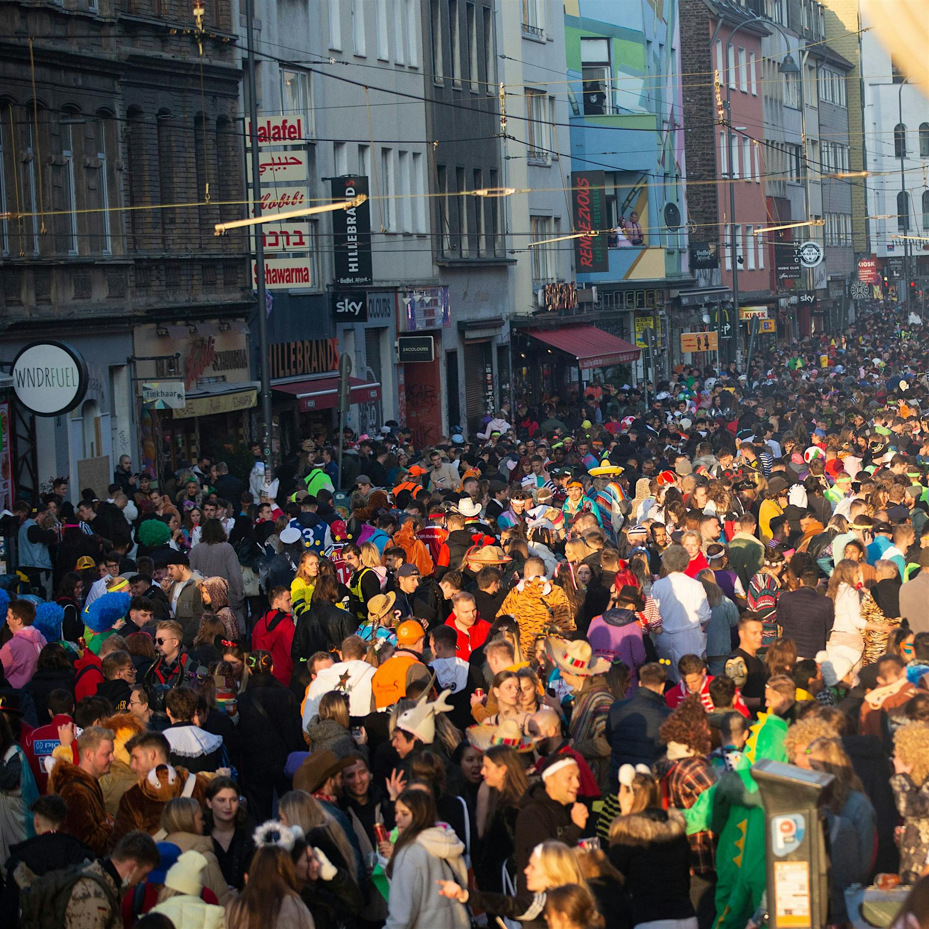 RKI rät zur Absage größerer Veranstaltungen