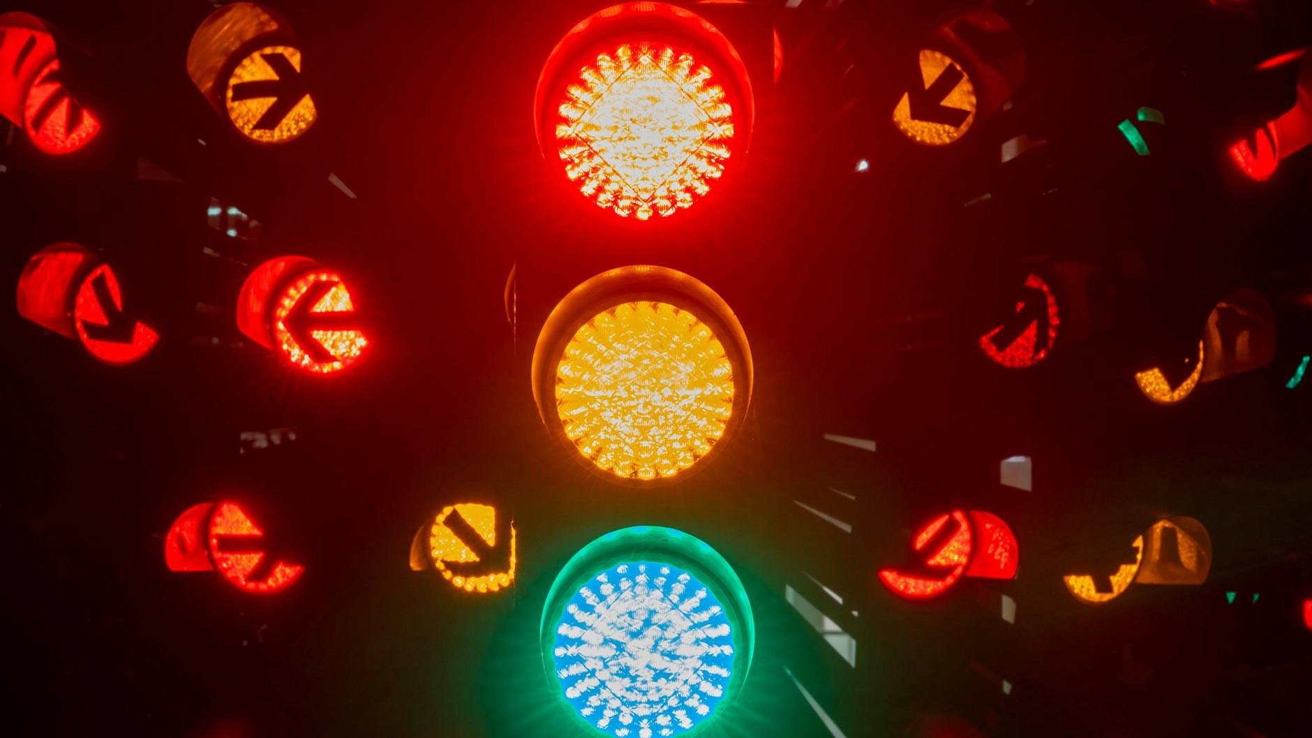 Hop oder top?: Die Ampel-Parteien verhandeln über künftige Maßnahmen zur Eindämmung des Coronavirus (Symbolbild).&nbsp;