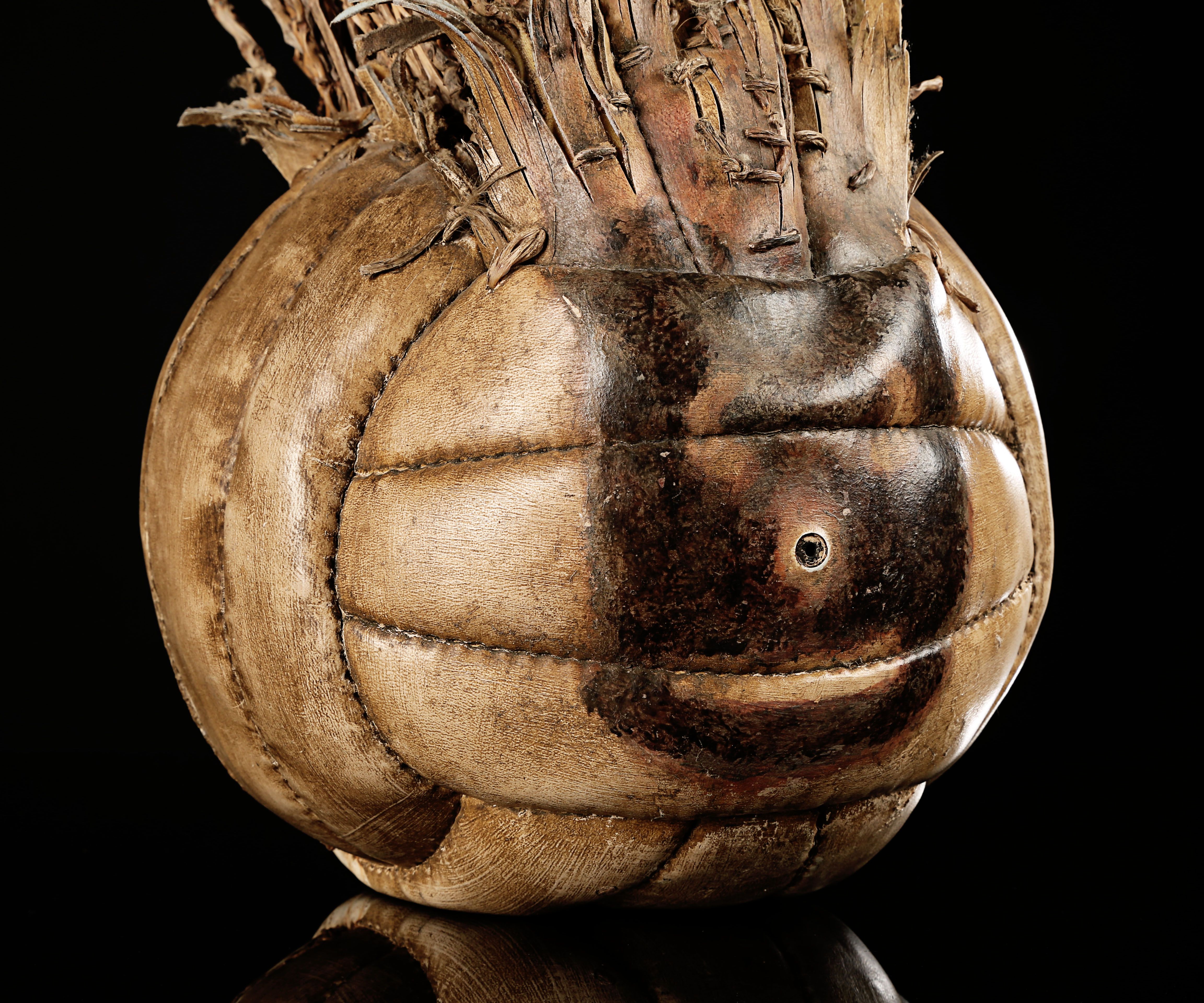 Image - 270.000 Euro für einen alten Volleyball – wie geht das?