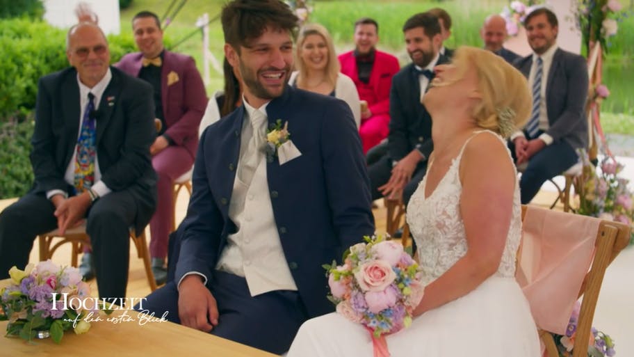 Bei ihrer „Hochzeit auf den ersten Blick“ lachen Anika und David schon viel gemeinsam.