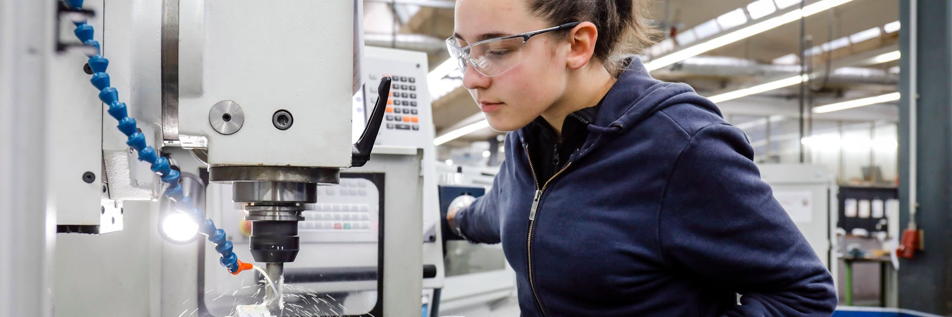 Millionen Beschäftigte werden in den nächsten Jahren aus dem Arbeitsmarkt ausscheiden, Nachwuchs fehlt.