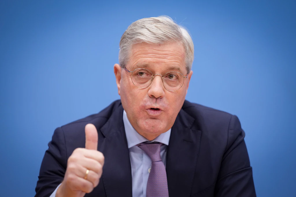 CDU-Vorsitz: Norbert Röttgen und Helge Braun kündigen Kandidatur an