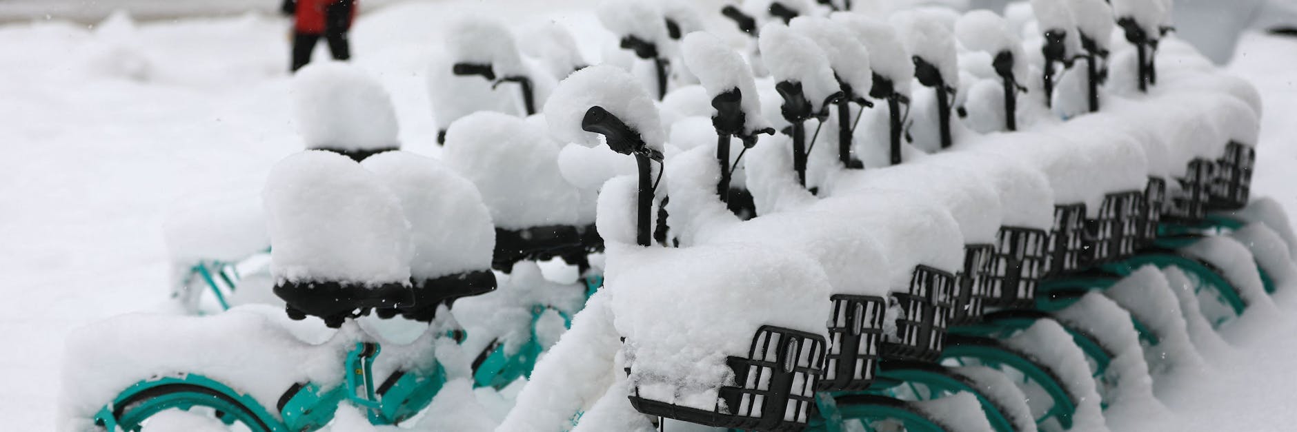 Rekordschneefälle sorgten in China für Verkehrschaos.
