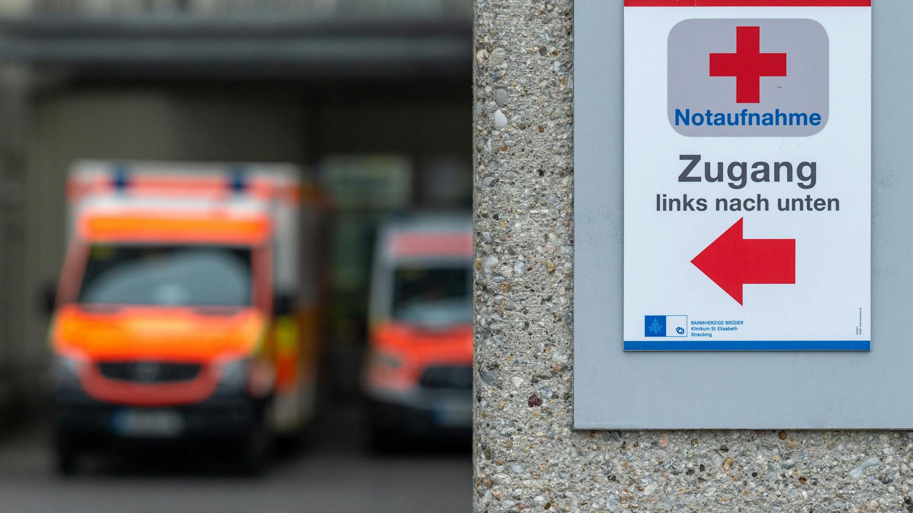 Das Klinikum St. Elisabeth in Niederbayern (Symbolbild). 