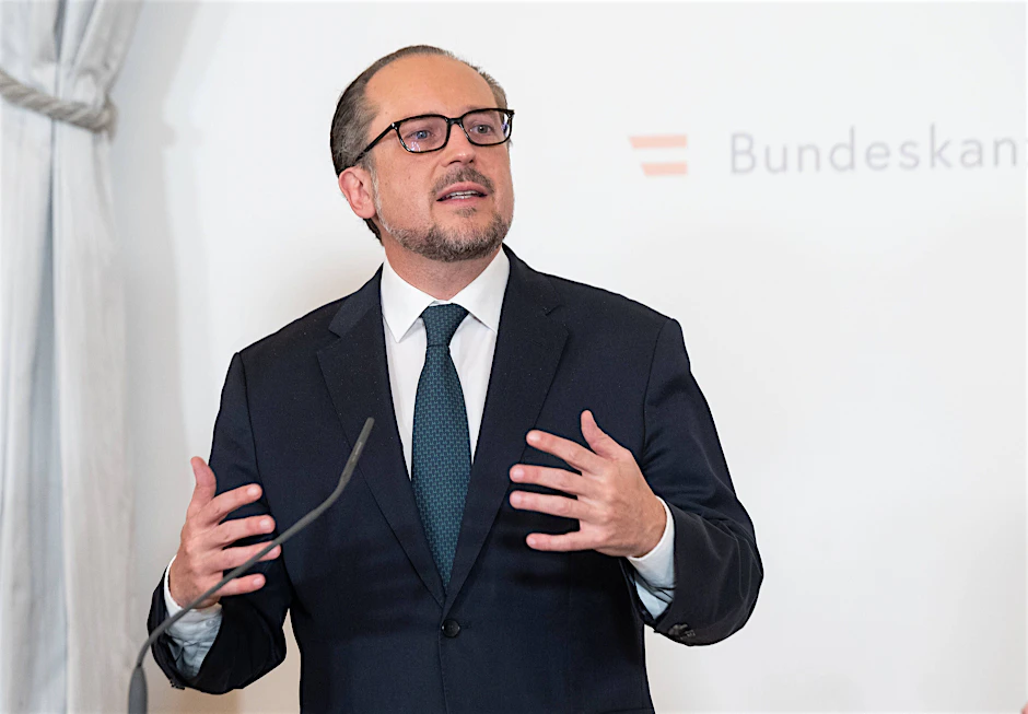 Österreichs Kanzler Alexander Schallenberg nannte den Lockdown eine „schwierige“ Maßnahme.