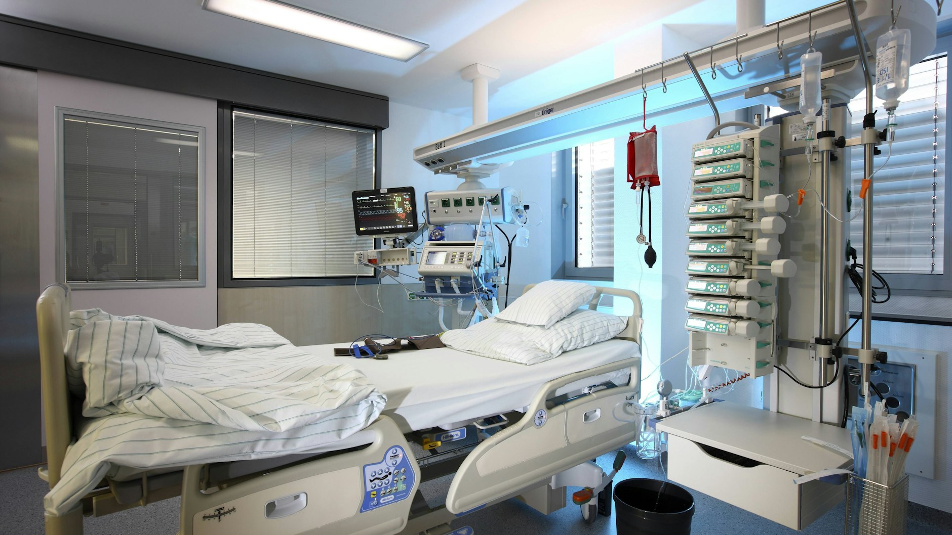 Für viele Intensivbetten fehlt Pflegepersonal.