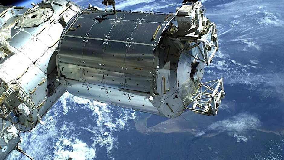 Das Weltraumlabor Columbus, angedockt an die Raumstation ISS.