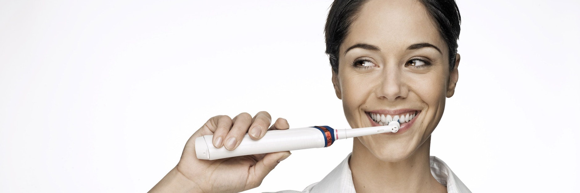 Die Stiftung Warentest hat elektrische Zahnbürsten getestet.