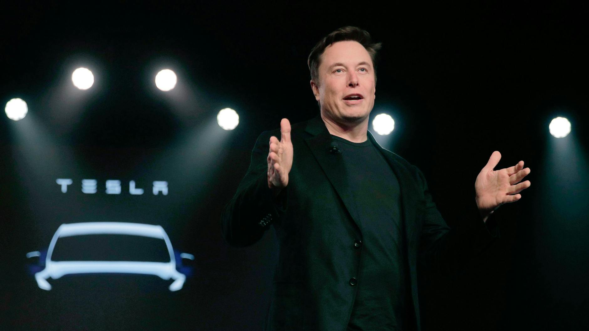 Tesla-Chef Elon Musk vor der Enthüllung des Tesla-Modells Y.