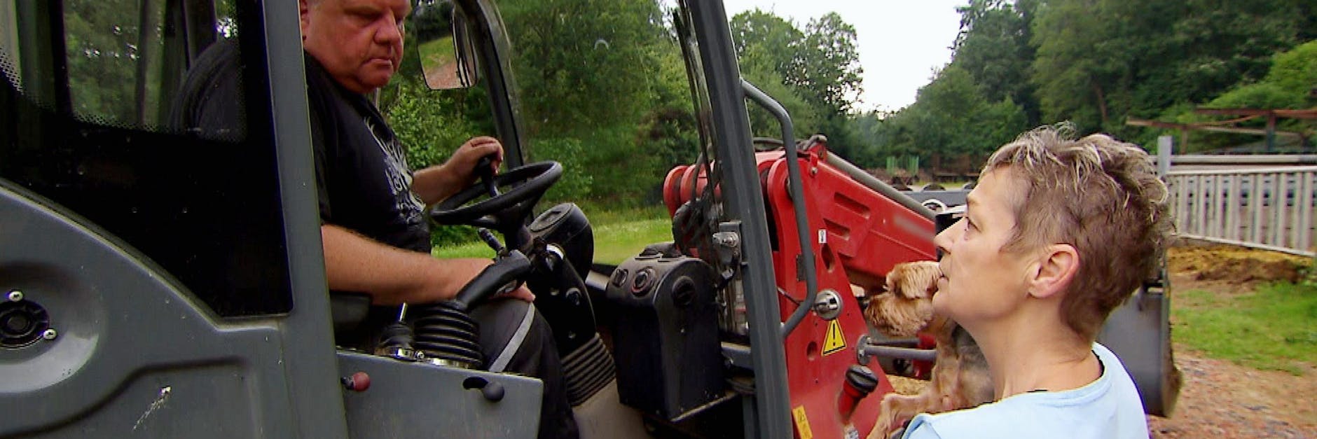 Stress bei „Bauer sucht Frau“: Torsten will Karin nicht zum Tierarzt begleiten. Die ist wütend.