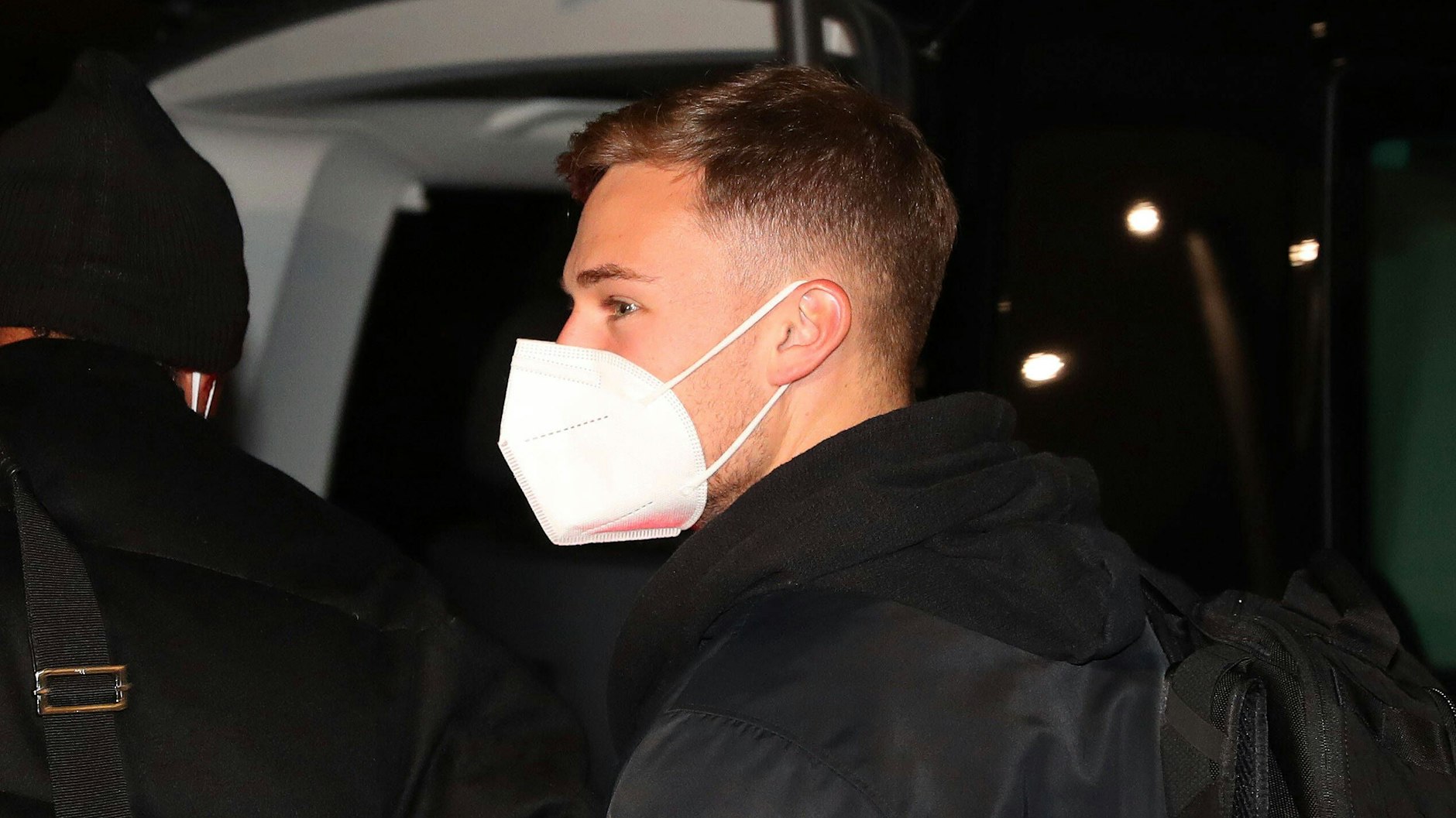 Joshua Kimmich, der noch immer nicht geimpft ist, droht nach seinem Kontakt zu einem Corona-Verdachtsfall im privaten Umfeld eine weitere Quarantäne.