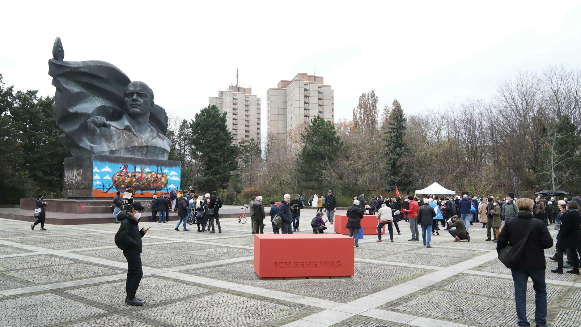 Das Thälmann-Denkmal bekommt Erklärtafeln.